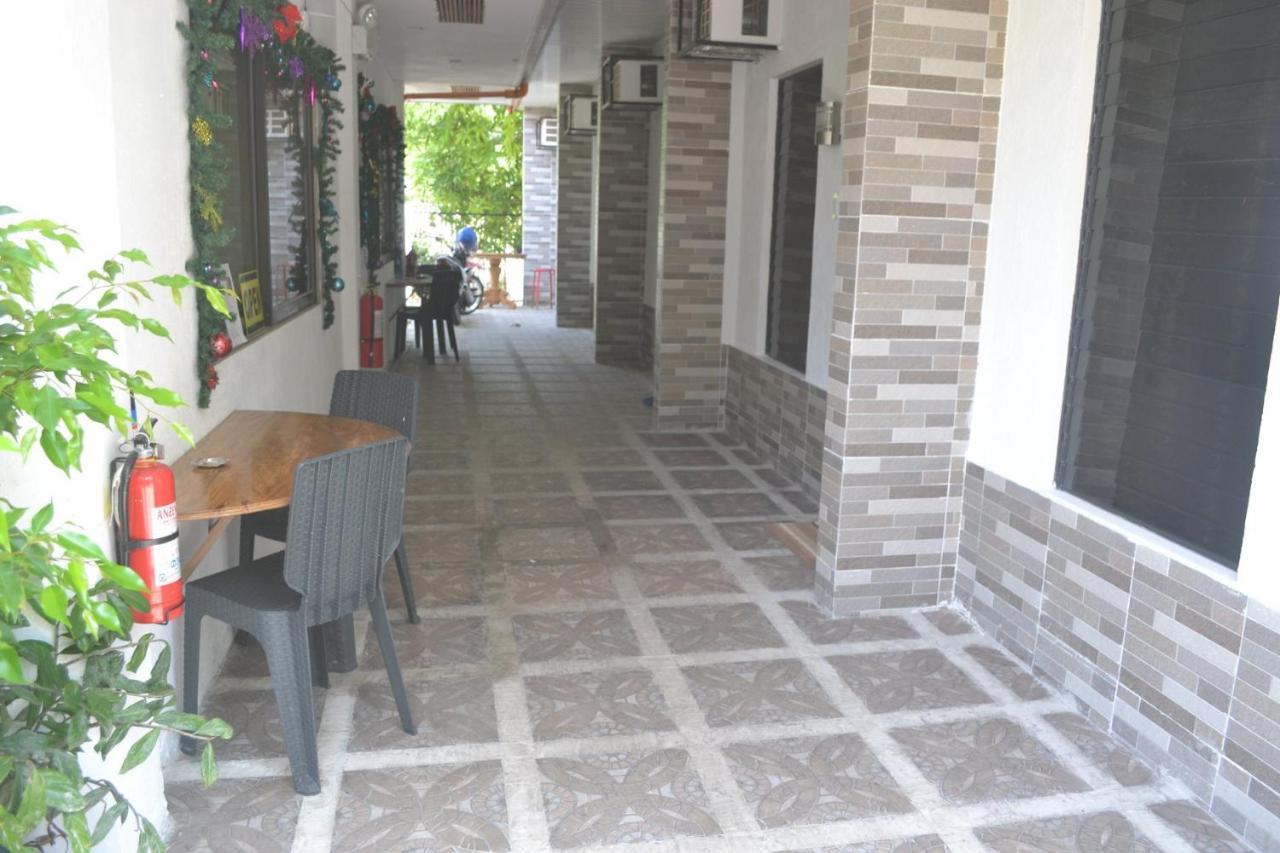Yoo Darius' Residences Moalboal Luaran gambar